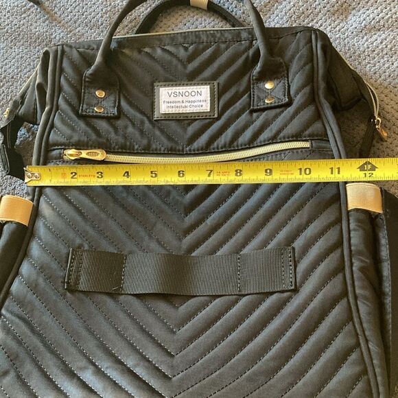 Vsnoon Quilted Black Diaper Travel Backpack with USB‎ Port & Laptop Sleeve main image 6